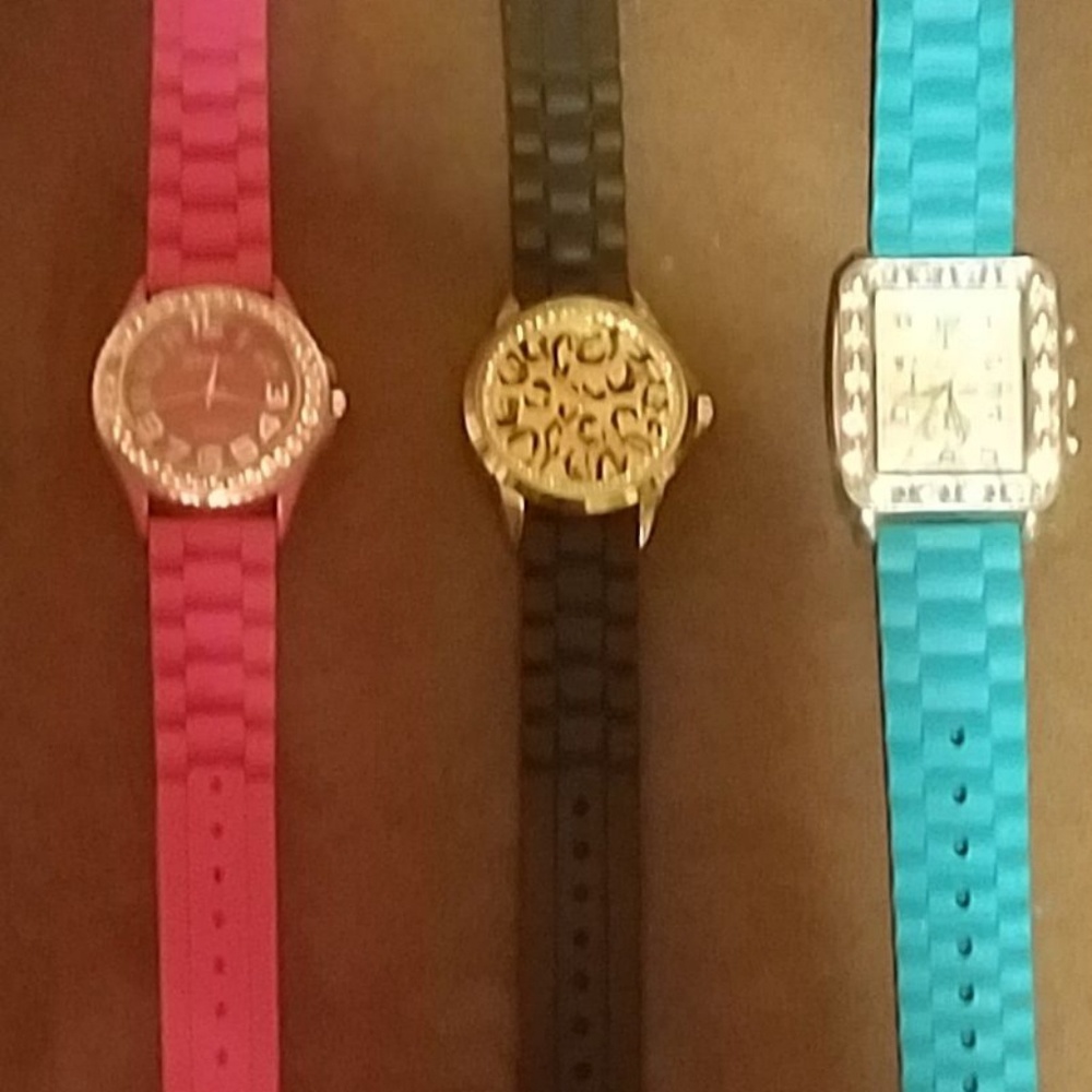 Watches - Picture 2 of 3